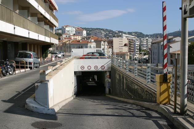 2 Pièces - Croisette Et Plages à 10 Mn à Pieds * Cannes